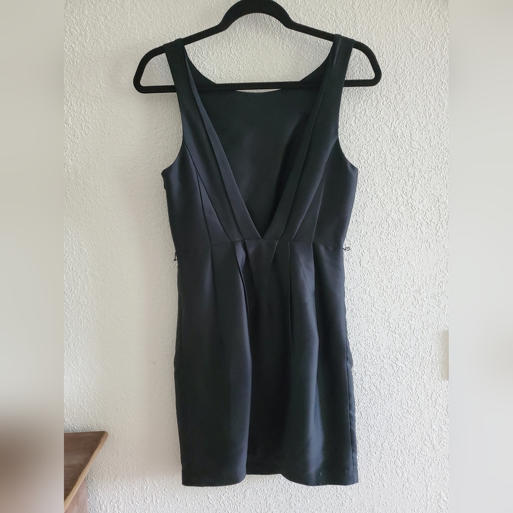 $275 Susana Monaco Womens Black Sleeveless Boat Neck Silk Bodycon Dress Size 4